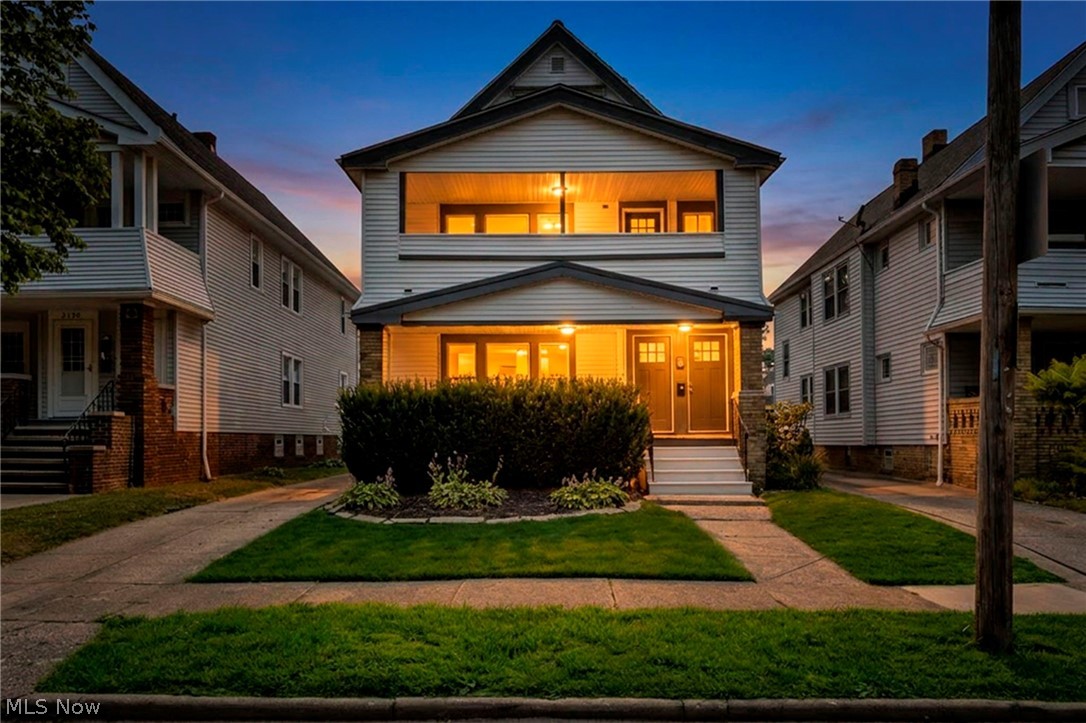 2124 Wascana Avenue Lakewood OH 44107