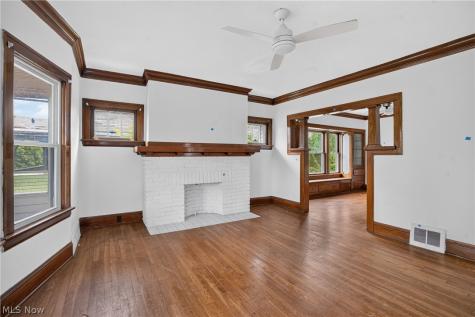 3597 E 154th Street Cleveland OH 44120
