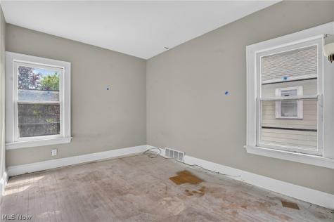 3597 E 154th Street Cleveland OH 44120