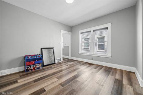 4608 Bucyrus Avenue Cleveland OH 44109