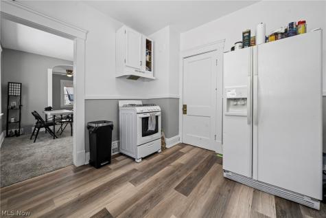 4608 Bucyrus Avenue Cleveland OH 44109