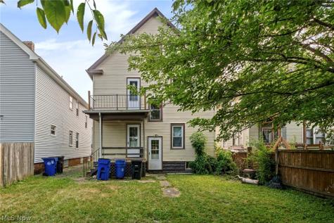 4608 Bucyrus Avenue Cleveland OH 44109