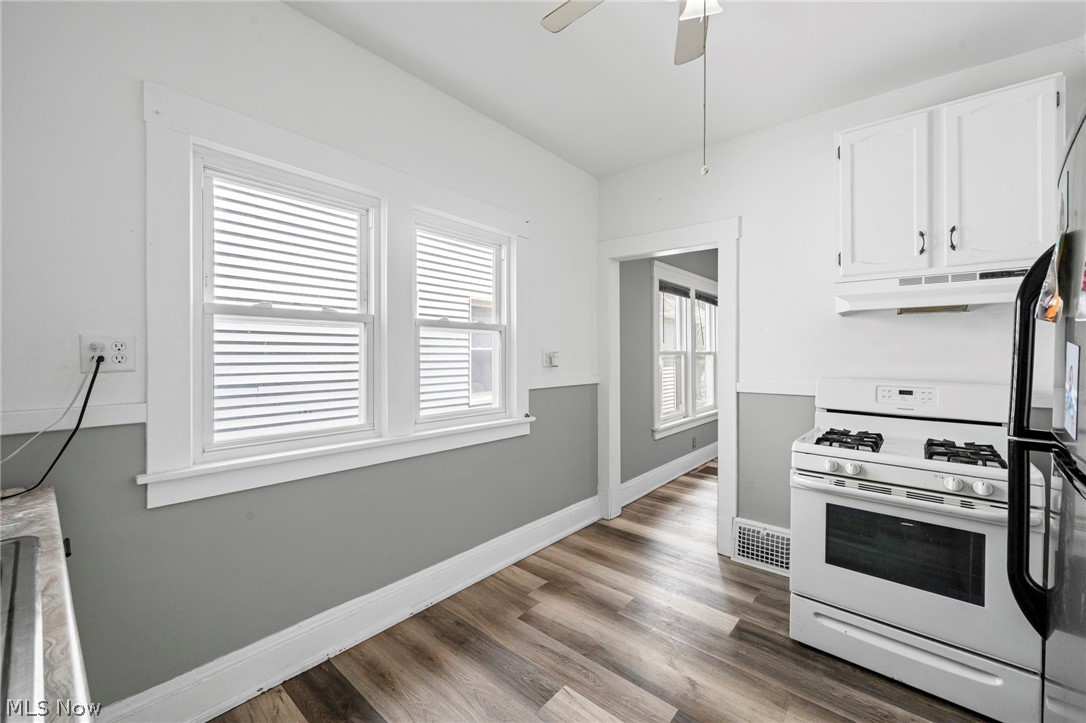 4608 Bucyrus Avenue Cleveland OH 44109