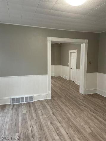 7110 Lawn Avenue Cleveland OH 44102
