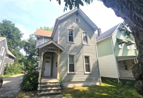 7110 Lawn Avenue Cleveland OH 44102
