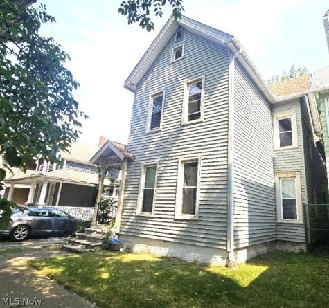 7110 Lawn Avenue Cleveland OH 44102