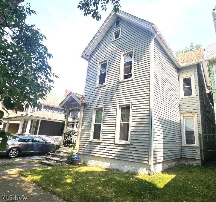 7110 Lawn Avenue Cleveland OH 44102
