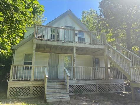 3323 E 143rd Street Cleveland OH 44120