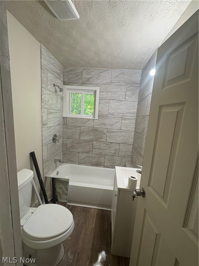 3323 E 143rd Street Cleveland OH 44120