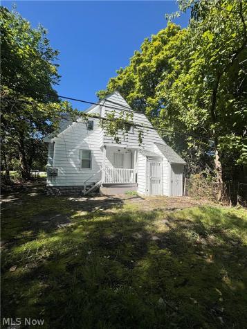 3323 E 143rd Street Cleveland OH 44120