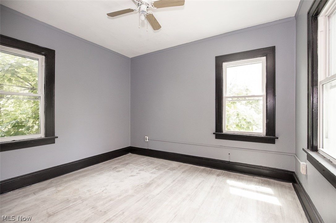 1868-1870 Lampson Road East Cleveland OH 44112