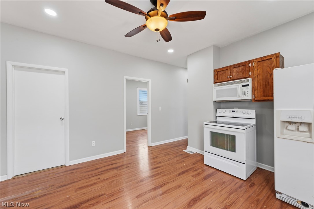 6905 Denison Avenue Cleveland OH 44102