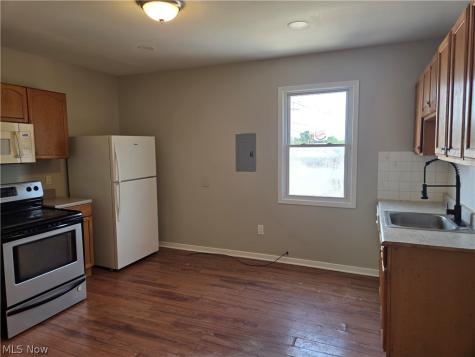 6905 Denison Avenue Cleveland OH 44102