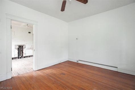 716 E 160th Street Cleveland OH 44110