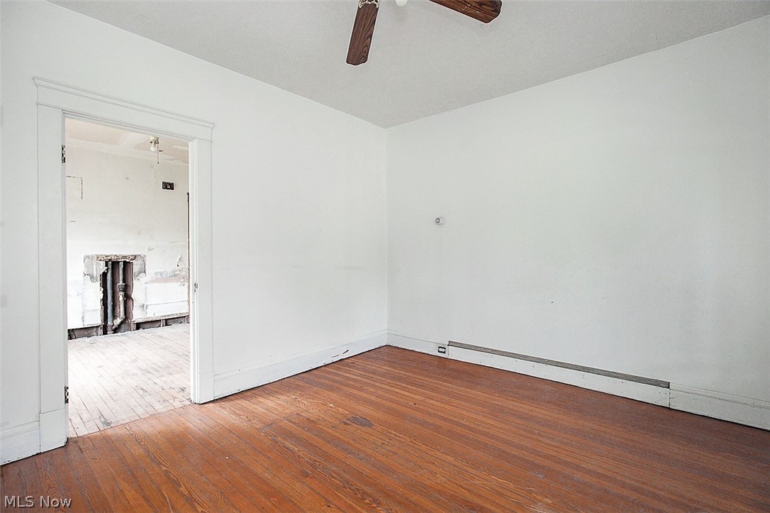 716 E 160th Street Cleveland OH 44110