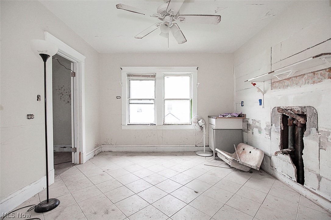 716 E 160th Street Cleveland OH 44110