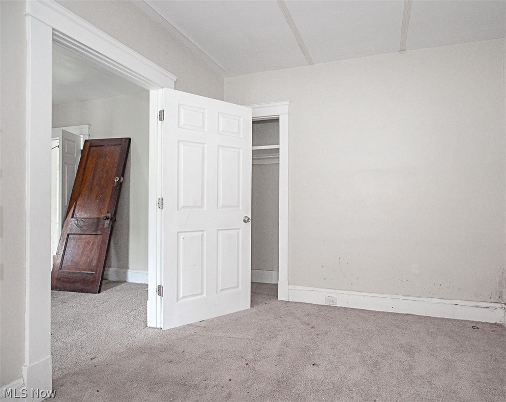 716 E 160th Street Cleveland OH 44110