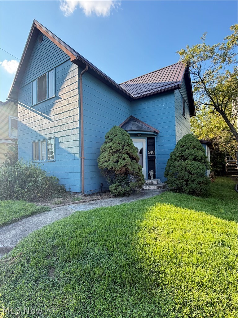 918 Main Street Coshocton OH 43812
