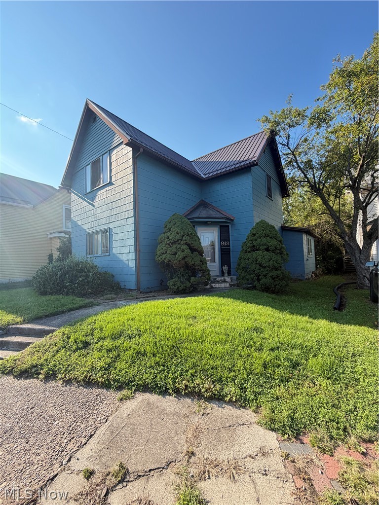 918 Main Street Coshocton OH 43812