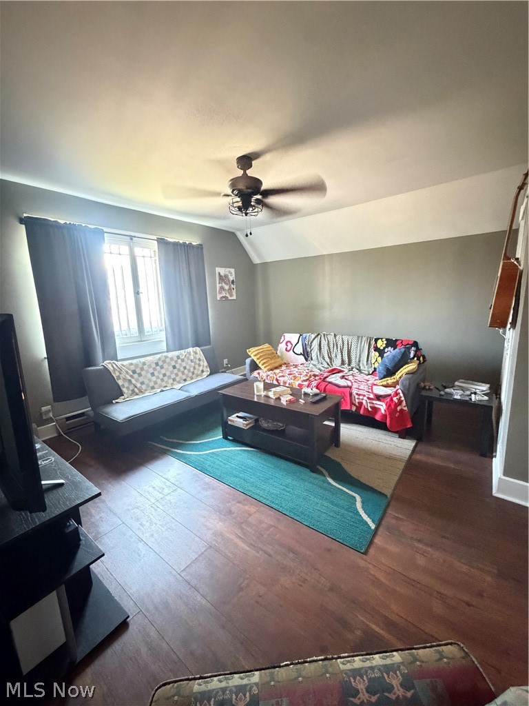 918 Main Street Coshocton OH 43812