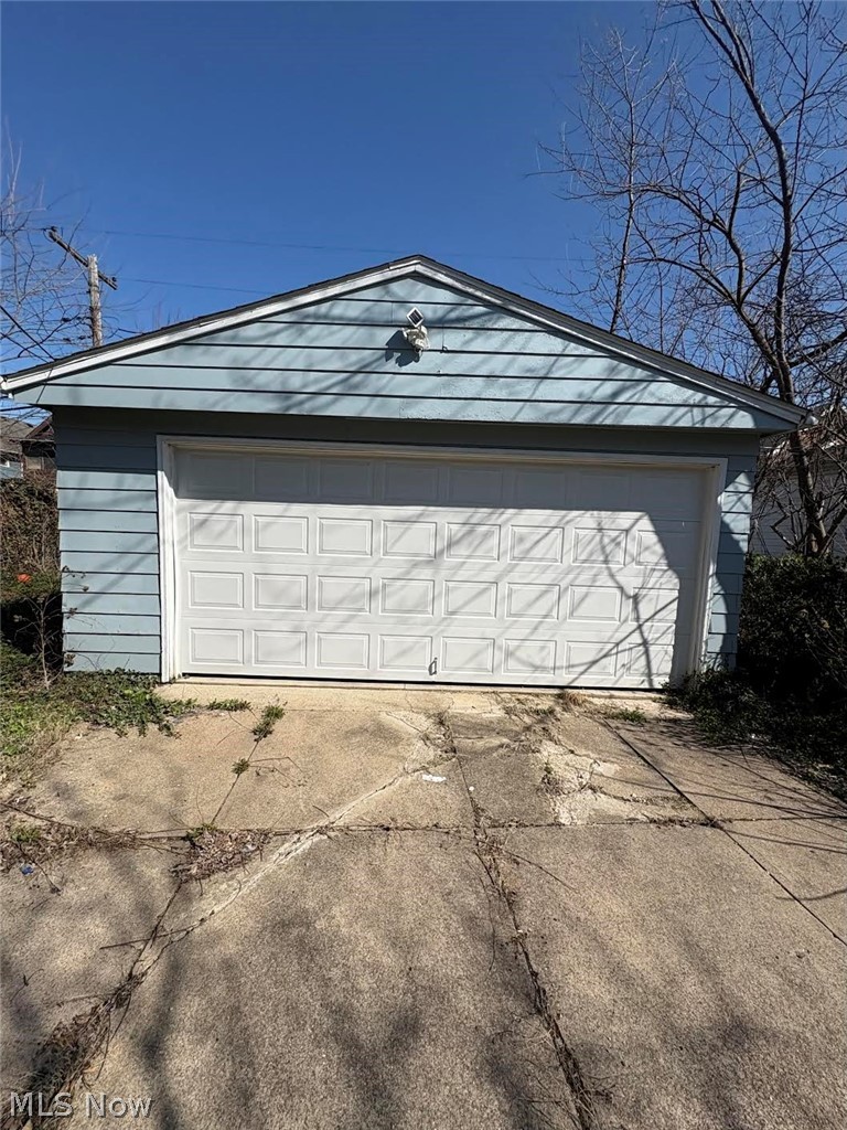 11817 Dove Avenue Cleveland OH 44105