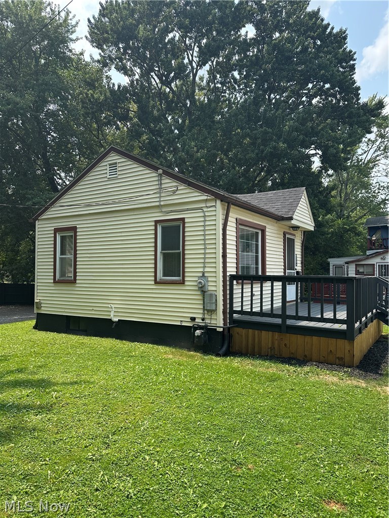 1182 Youngstown Road SE Warren OH 44484