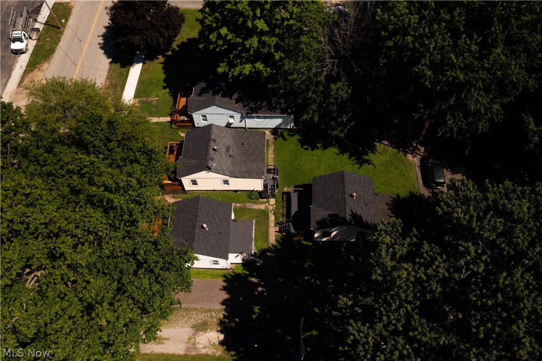1182 Youngstown Road SE Warren OH 44484