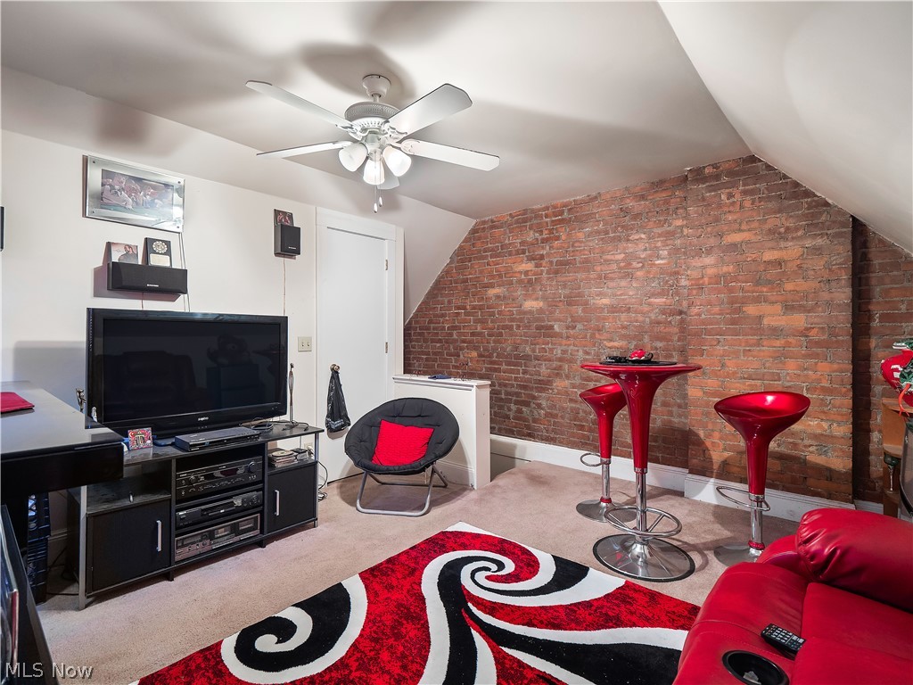 3860 W 18th Street Cleveland OH 44109