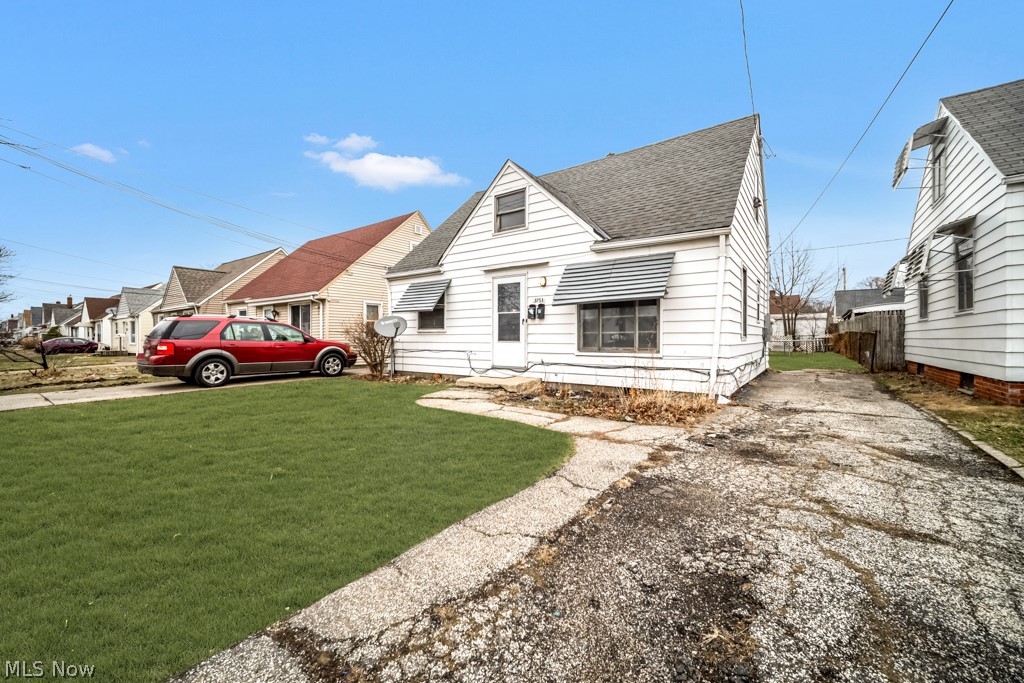 3753 W 117th Street Cleveland OH 44111