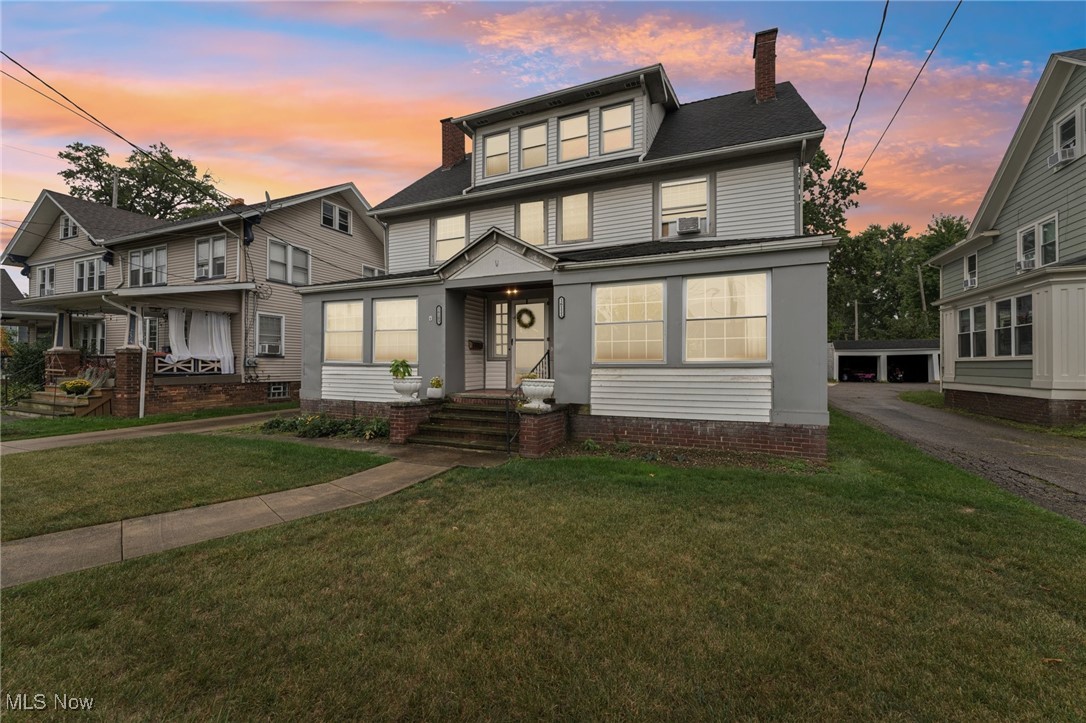 Lakewood OH, 16109 Clifton Boulevard