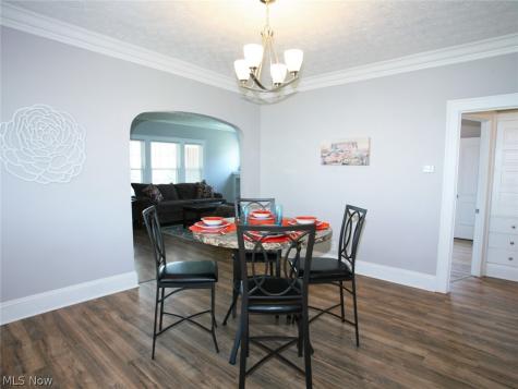 3698 Menlo Road Shaker Heights OH 44120