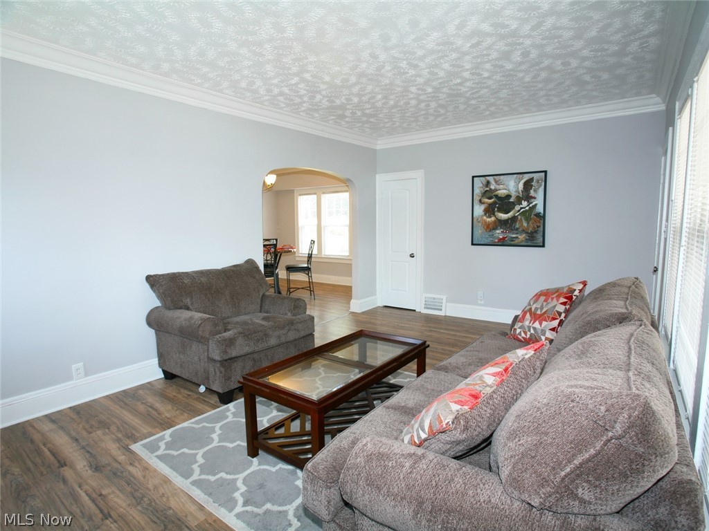 3698 Menlo Road Shaker Heights OH 44120
