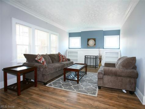 3698 Menlo Road Shaker Heights OH 44120