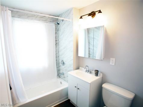 3698 Menlo Road Shaker Heights OH 44120