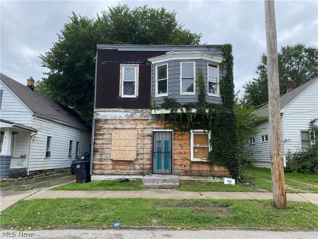 3661 E 59th Street Cleveland OH 44105