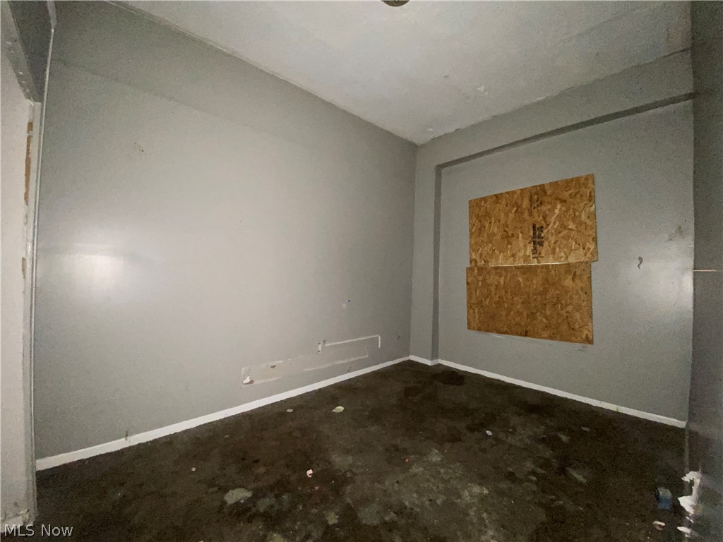 3661 E 59th Street Cleveland OH 44105
