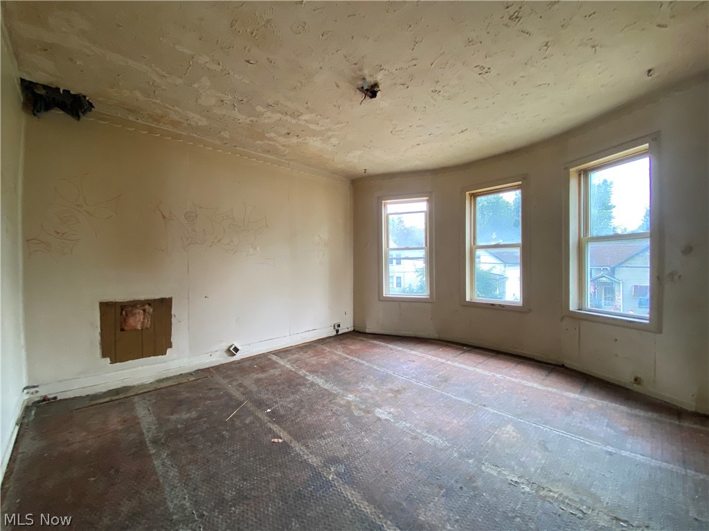 3661 E 59th Street Cleveland OH 44105