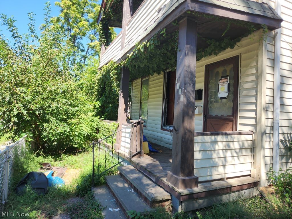 1085 E 66th Street Cleveland OH 44103
