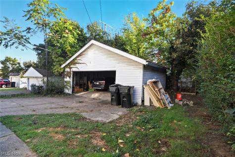 3319 W 111th Street Cleveland OH 44111