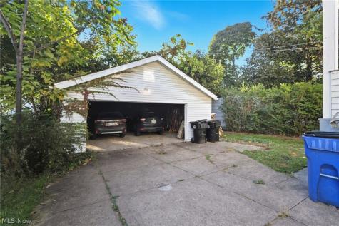 3319 W 111th Street Cleveland OH 44111