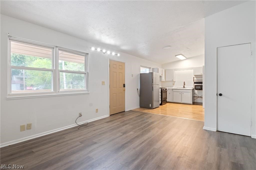 1927 Preston Avenue Akron OH 44305