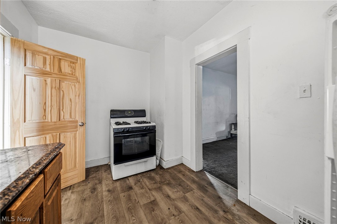 11912 Cromwell Avenue Cleveland OH 44120