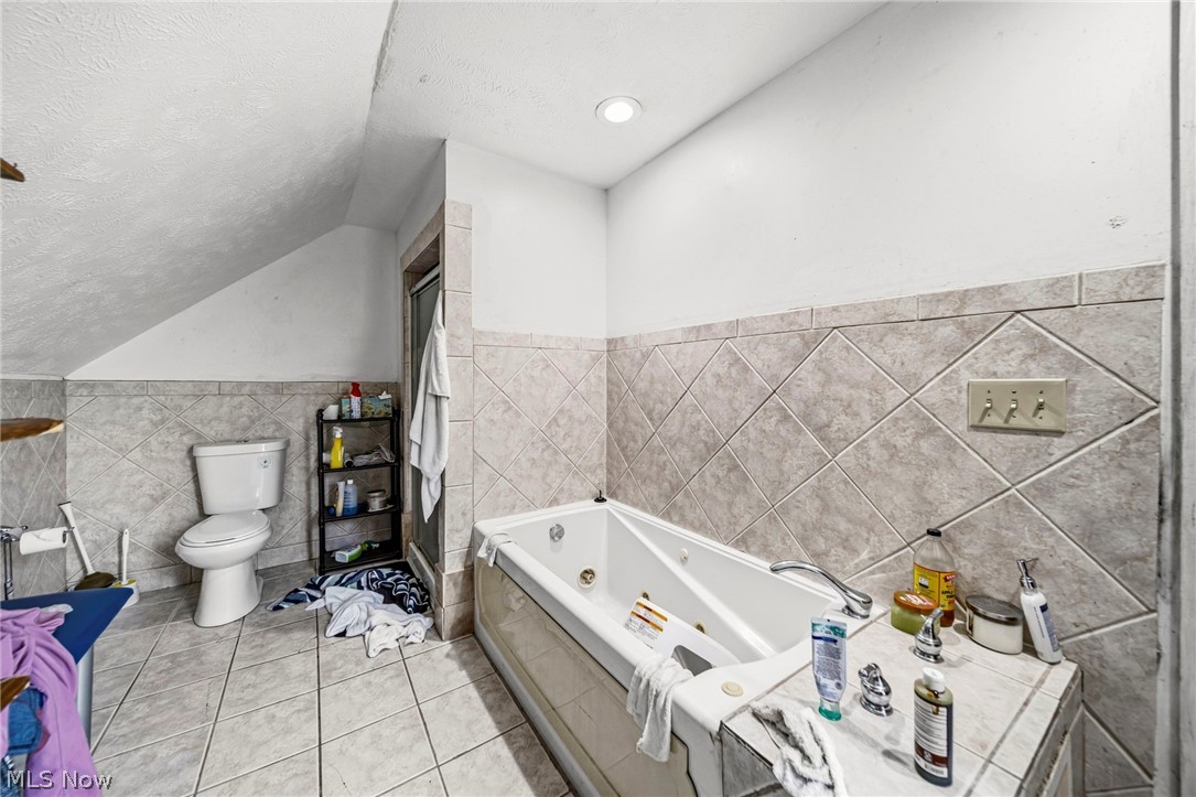 11912 Cromwell Avenue Cleveland OH 44120