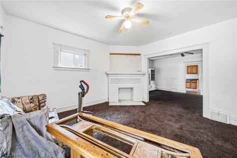 11912 Cromwell Avenue Cleveland OH 44120