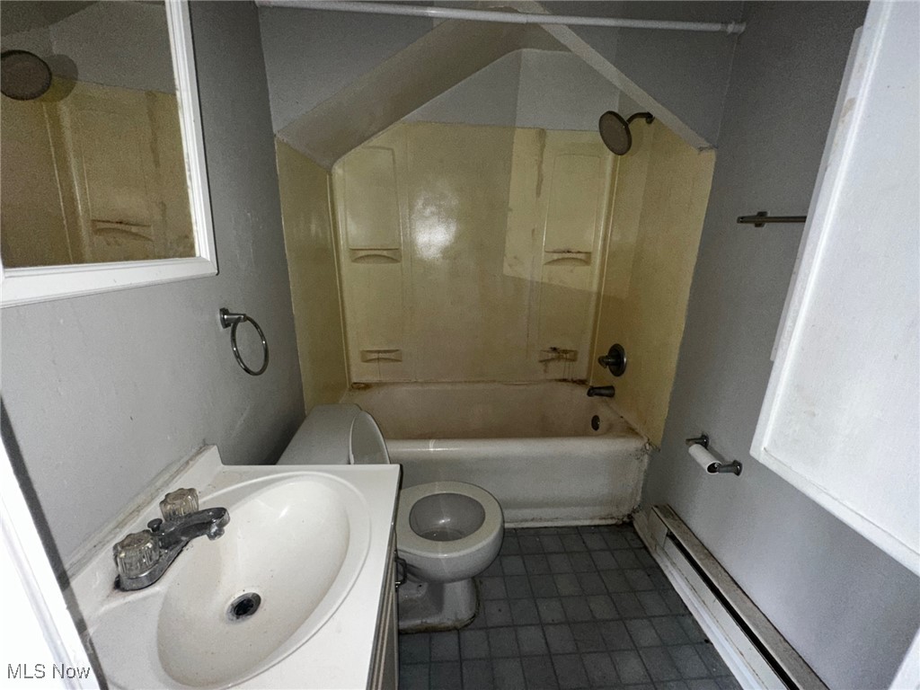 6403 Bradley Avenue Parma OH 44129