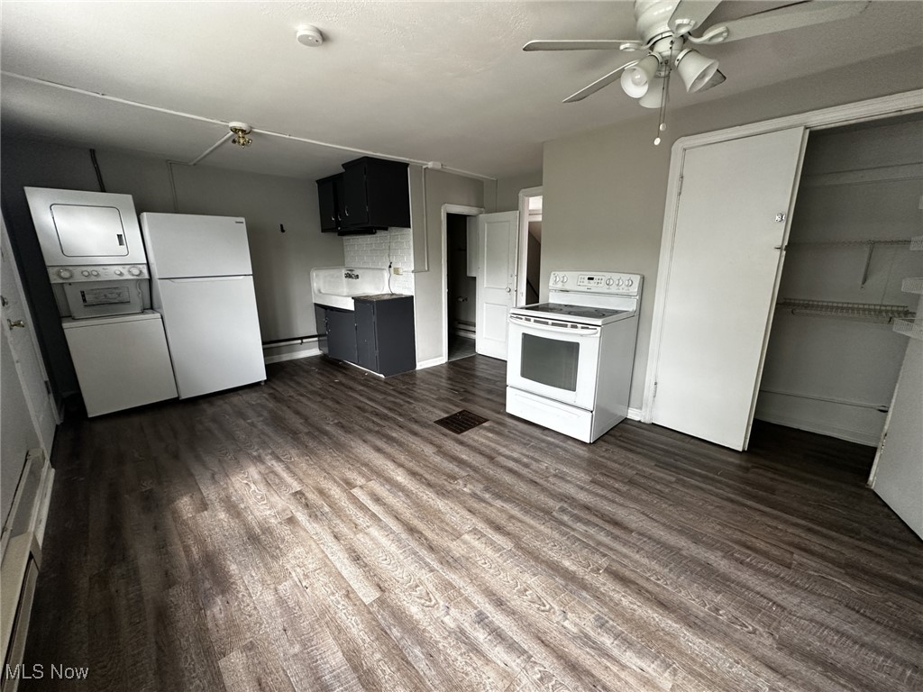 6403 Bradley Avenue Parma OH 44129