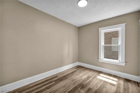 911 Royal Road Cleveland OH 44110