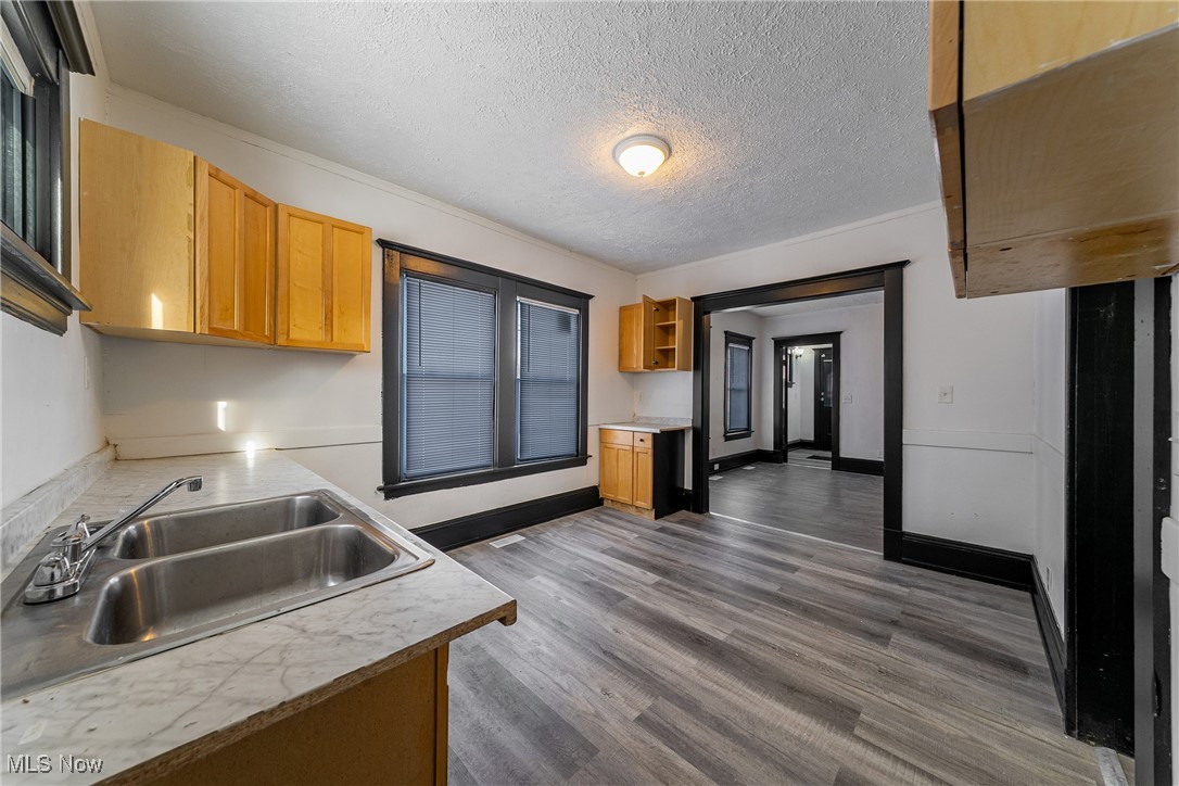 1760 Carlyon Road East Cleveland OH 44112