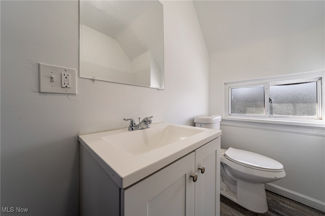 1760 Carlyon Road East Cleveland OH 44112