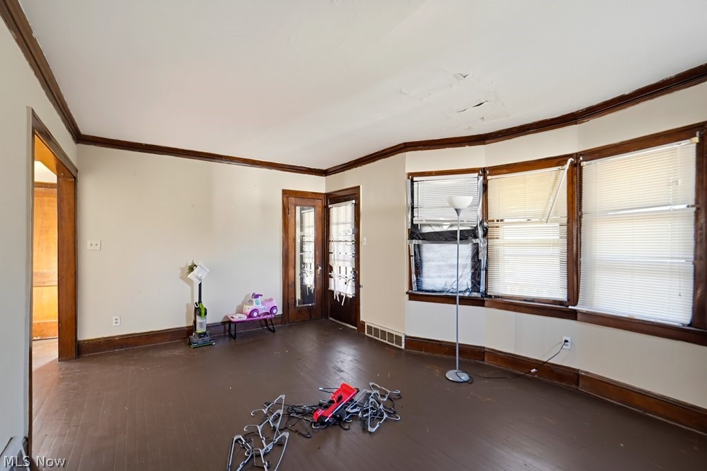 1673 Hillview Road Cleveland OH 44112